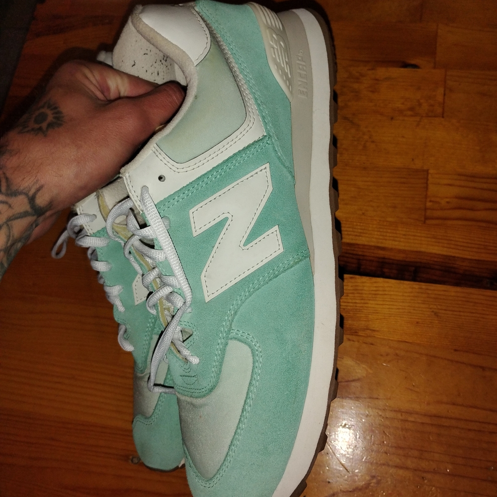 New Balance Men's Shoes in Mint and White - Picture 4 of 6
